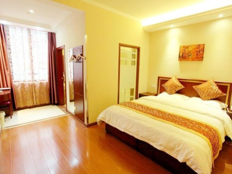 Greentree Inn Shanghai Hongqiao Metro Station Express Hotel Extérieur photo