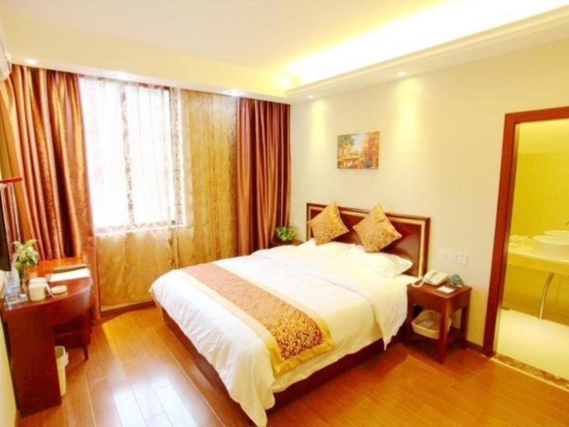 Greentree Inn Shanghai Hongqiao Metro Station Express Hotel Extérieur photo
